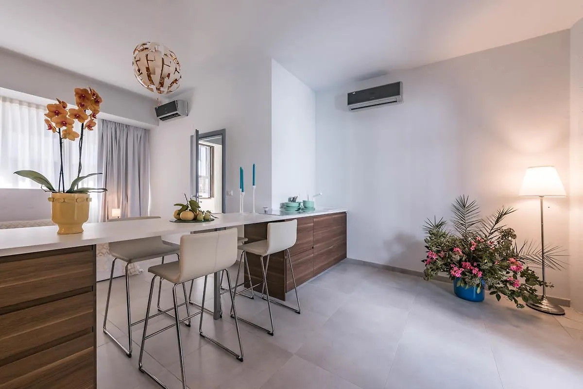 Apartamento Le Residenze Di Don Nino Lecce 0*,  Italia